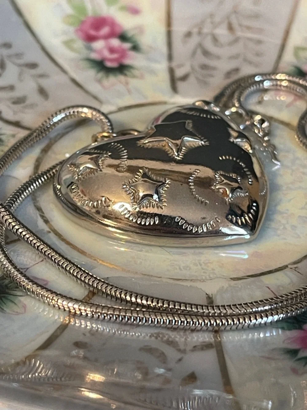 Vintage Trifari Celestial Star Puffy Heart Pendant on Crown Trifari Snake Chain - Picture 3 of 10